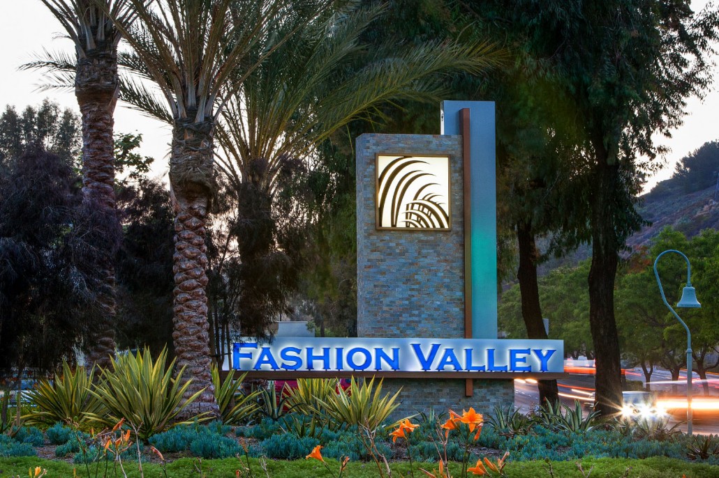 Fashion Valley Mall - Hostelling International